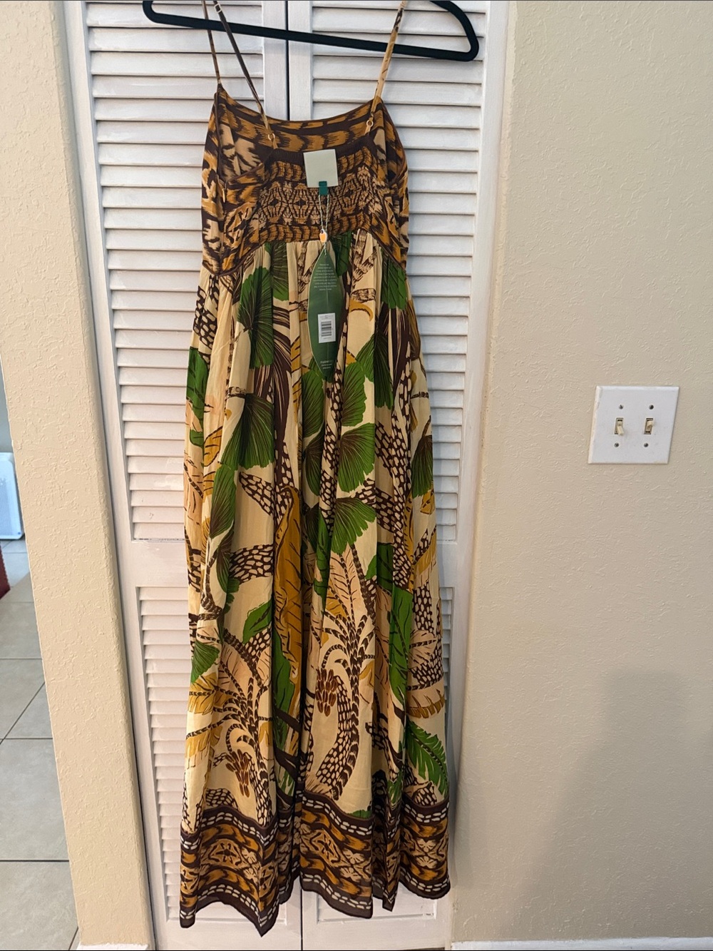 FARM Rio Foliage Sketch Sand Maxi Dress in Green & Cream new NWT size med - Picture 5 of 8